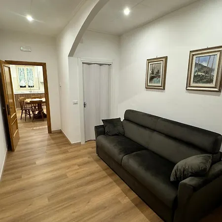 La Casa Della Nonna Apartment *
